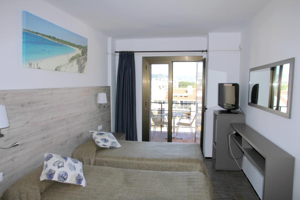 קלנג'ה Hotel Maria Teresa מראה חיצוני תמונה